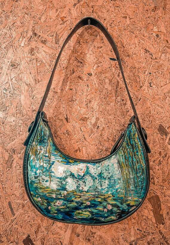 2-Hr Bag Painting - Leather Paint - The included black bag and materials: where the value really shows