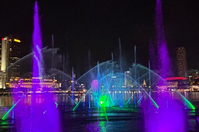 2 Pax Bundle Singapore River Cruise and Stunning Light Shows - Lau Pa Sat food time: what to do with 10 minutes