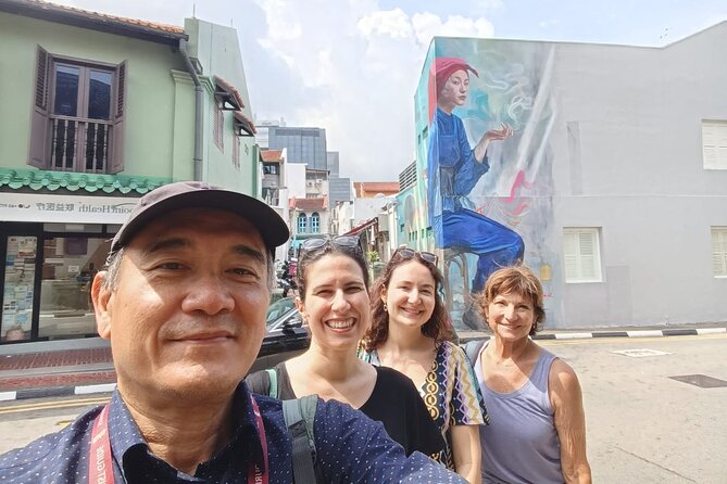 4-hour Chinatown, Little India, and Arab Street Walking Tour - Sri Veeramakaliamman, Arab Street, and Haji Lane: where the color becomes a map