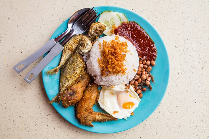 Authentic Singapore Street Food Tour - Maxwell MRT to Lau Pa Sat: how the start and end shape the evening
