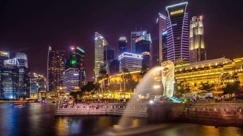 Best of Singapore: Private Walking Tour with a Local - Chinatown to Kampong Glam: how the neighborhoods work on a walking day