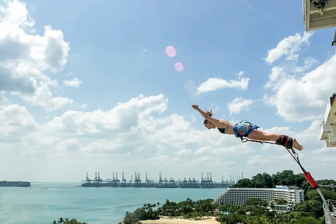Bungy Jump - Safety and Reassurance: How the Crew Sets the Tone