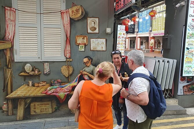 Chinatown Heritage and Local Street Food Small Group Tour - From Maxwell Station to Hawker Heaven: How This Tour Flows