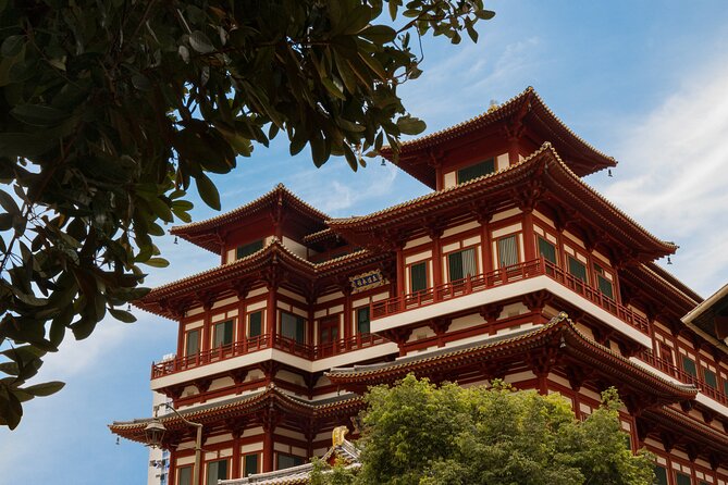 Chinatown Hidden Treasures Local Guided Walking Tour - Sri Mariamman Temple: Singapore’s Oldest Hindu Temple Up Close
