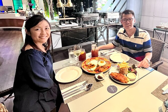 Cruise and Dining Adventure in Tropical Paradise of Singapore - On the water: the Beneteau speed-boat ride through Singapore’s south