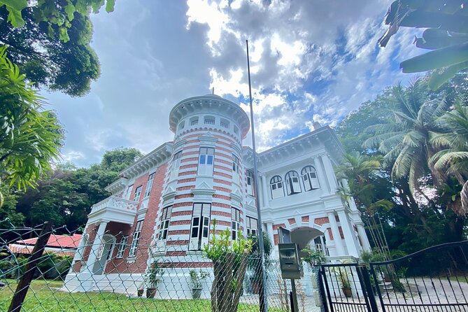 Exploring Singapore’s Forgotten Hills - Mount Faber: the easy climb that rewards you fast