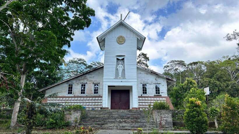 From Singapore, Batam Heritage Day Tour with Lunch & Massage - Galang Island: refugee history you can actually follow