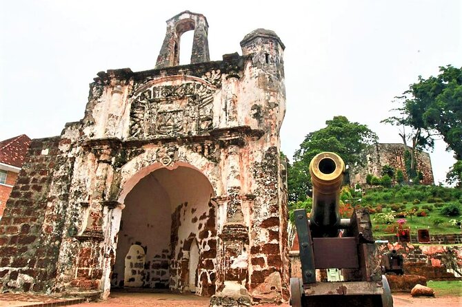 From Singapore: Private Malacca day tour (via drive-thru border) - Drive-thru border logistics: the real superpower