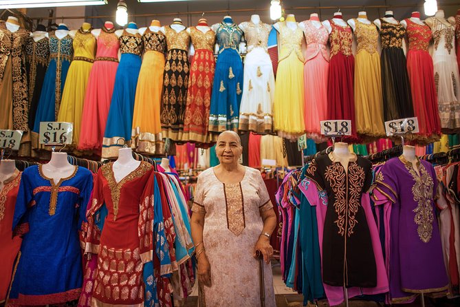 Half Day or Full Day Private Custom Walking Tour of Singapore - Water, Heritage, and a Sweet Stop at Raffles Arcade