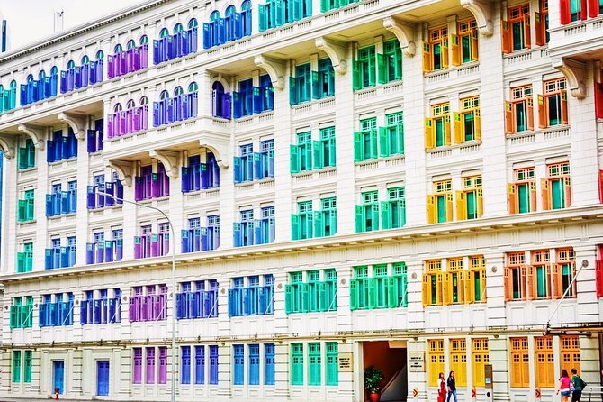 Highlights of Singapore Instagram Walking Tour - Start Smart at Clarke Quay: Great First Frames