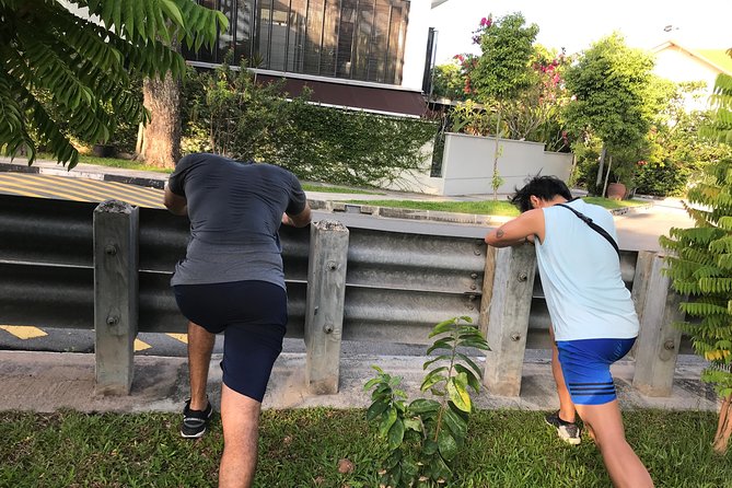 Jog & Talk 'Authentic Singapore' - going hyperlocal - The public housing apartment stop: what you’re really gaining