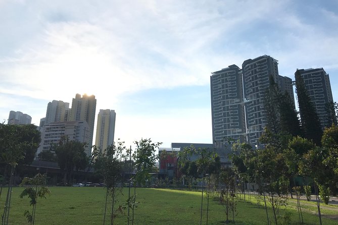 Jog & Talk 'Authentic Singapore' - going hyperlocal - Breakfast included: local dishes, coffee culture, and a smooth way to finish