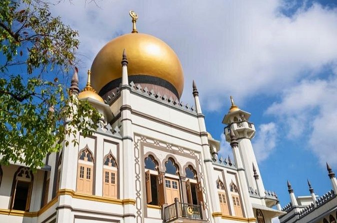 Kampong Glam and Little India Join-in Walking Tour - Sultan Mosque: The Landmark Stop You’ll Actually Remember