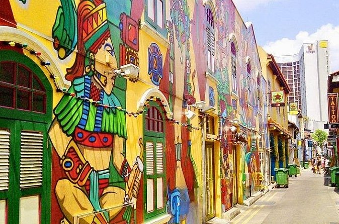 Kampong Glam and Little India Join-in Walking Tour - Gedung Kuning and Istana Kampong Glam: Two Heritage Buildings Without the Hustle