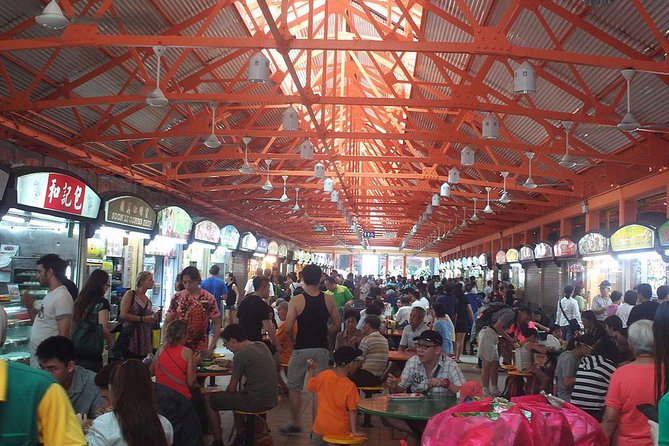 Kampong Glam, Little India & Chinatown with Local Street Food Tastings - Stop 1: Kampong Gelam and the Sultan Mosque quarter
