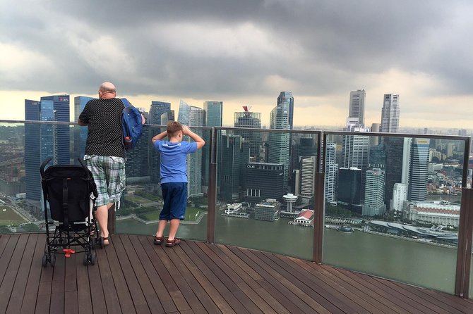 Kickstart Your Trip To Singapore With A Local: Private & Personalized - Kampong Gelam-style neighborhood walk: Sultan Mosque, Malay-Muslim culture, and street art