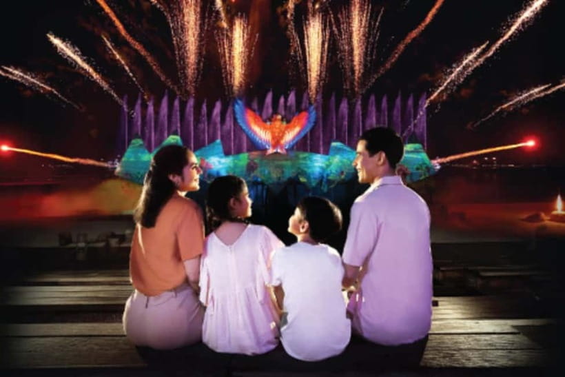 Light to Night:Singapore River Cruise,Wings of time,Sentosa - Merlion Park and Victoria Theatre: Quick Hits of the Civic District