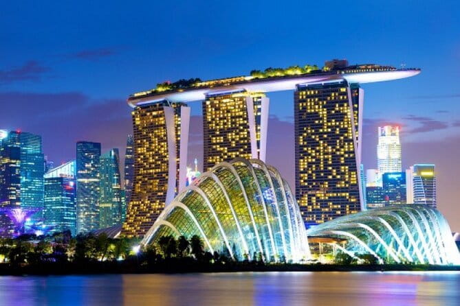 Live Like a Local in Singapore (Half-day Tour) - Community club and The Caterpillar Library: how social spaces get built