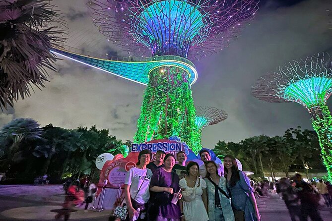 Magical Marina Bay Night Walking Tour - The guide factor: why the commentary matters