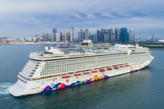 MBCC & HFCC - Cruise Terminal to City Hotel Transfer - From Customs to Car: How Pickup Really Works