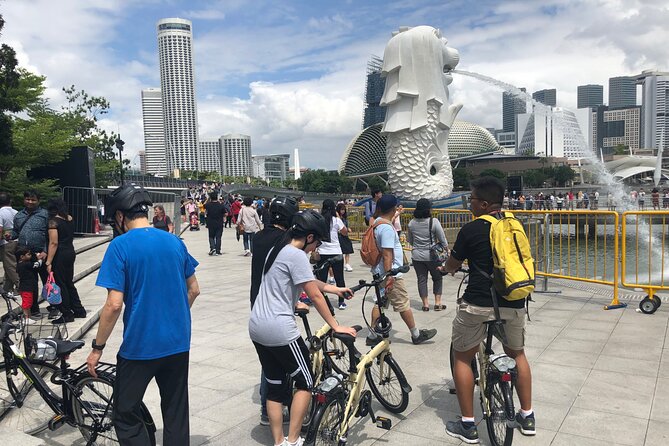 Past And Present Singapore Bike Tour - Merlion Park to Marina Bay Sands: Icons That Live in Your Photos