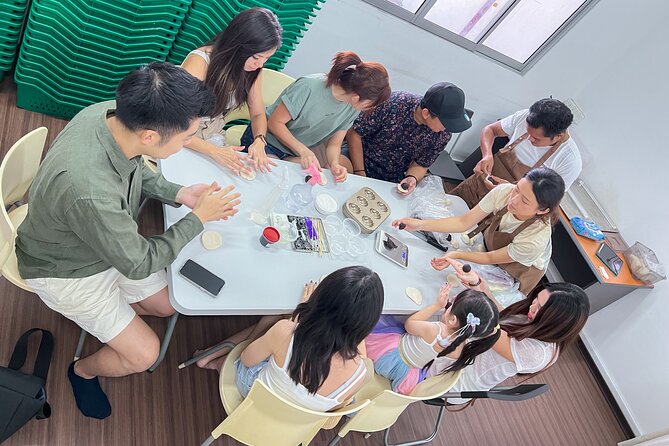 Pau Making Workshop With Dim Sum Tasting and Factory Tour - Price and group size: what you’re really paying for