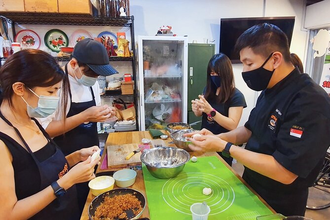 Peranakan Cooking Class in Singapore, near Lavender MRT Station - Dishes you might make: from ngoh hiang to kueh dadar