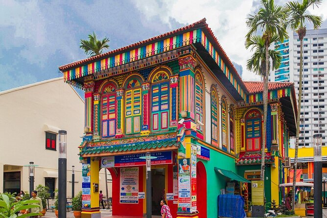 Private Car Tour for Singapore Highlights and Hidden Gems - Tampines and Kampong Buangkok: off-the-beaten-route Singapore living