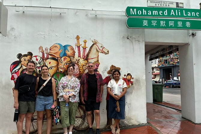 Private Customized Singapore Car Tour (Half Day or Full Day) - Chinatown, Kampong Glam, and Little India in One Efficient Day