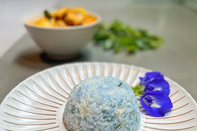 Private Local Cuisine Cooking Class In Singapore - A Private Kitchen Lesson in the Middle of Downtown Singapore