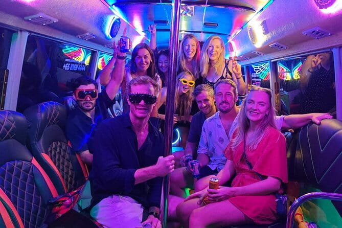 Private Party Bus Shared Tour in Singapore - Key things that make this party bus work