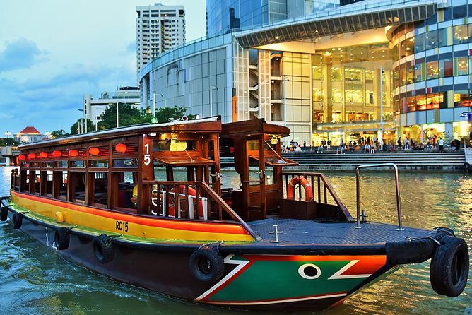 Private Singapore Night Tour with Gardens by the Bay&River Cruise - Clarke Quay and the bum boat ride: Singapore River from street level