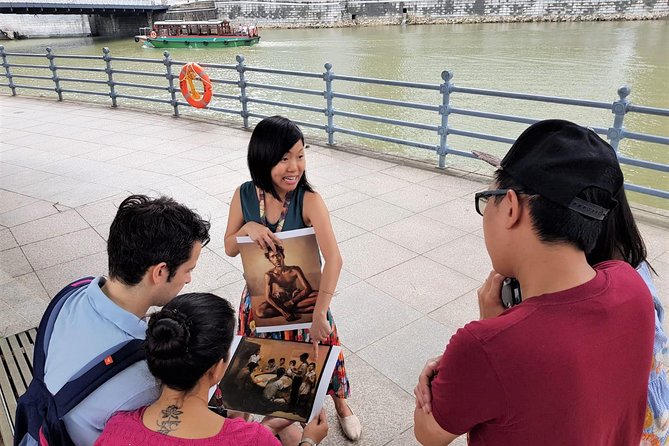 Private Singapore Walking Tour: City Highlights & Hidden Gems - Maxwell Food Centre: A Quick Bite That Keeps Momentum