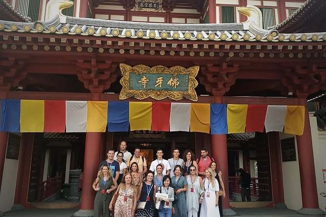 Private Singapore Walking Tour with a Local- Half day or Full Day - Chinatown (about 2 hours): landmarks plus a real break