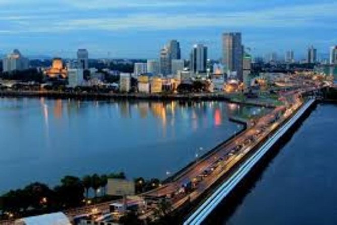 Private Tour: Sightseeing Daytrip to Johor Bahru from Singapore - Why Johor Bahru feels made for a daytrip