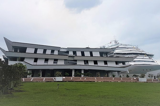 SG Cruise Arrival Transfer to Changi Airport - Who This Transfer Fits Best (And Who Might Skip It)