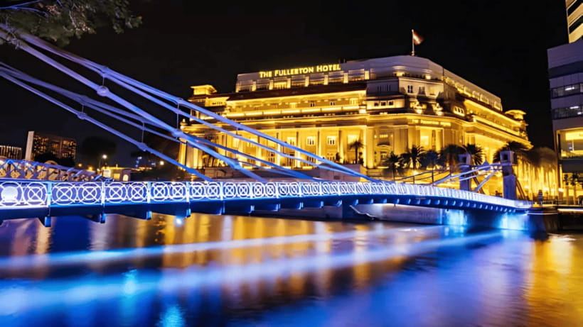 Signature Night Tour: Walk Through Marina with Food Tastings - Sunset route: why this 3-hour walk works