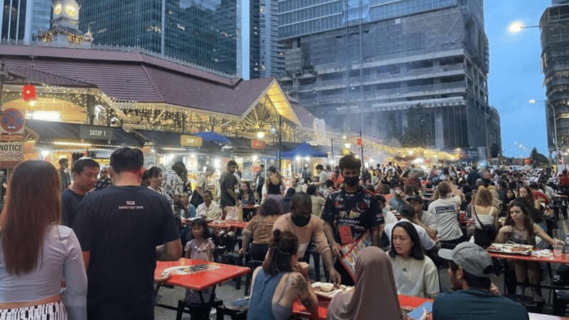 Signature Night Tour: Walk Through Marina with Food Tastings - Fuk Tak Chi Museum: the street-museum start that sets the tone
