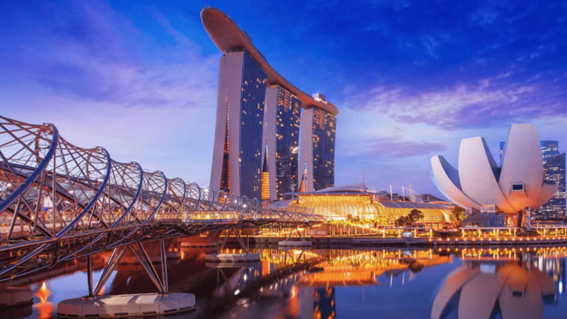 Signature Night Tour: Walk Through Marina with Food Tastings - Cavenagh Bridge: river stories, including Fish Belly