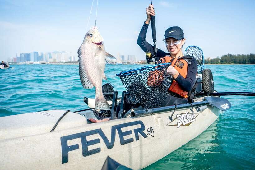 Singapore: 4-hour Kayak Fishing Experience - Getting bites: casting, positioning, and fighting tropical fish safely
