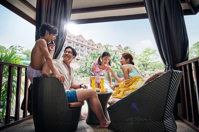 Singapore: Adventure Cove Waterpark Entrance Ticket - Timing your day: using the 10:00 AM to 5:00 PM window
