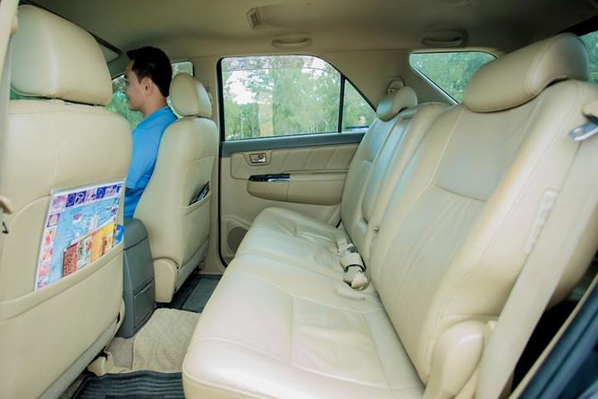 Singapore Airport Private Transfer - Luggage Rules: One Large + One Small Per Adult (Plus Extra Fees)