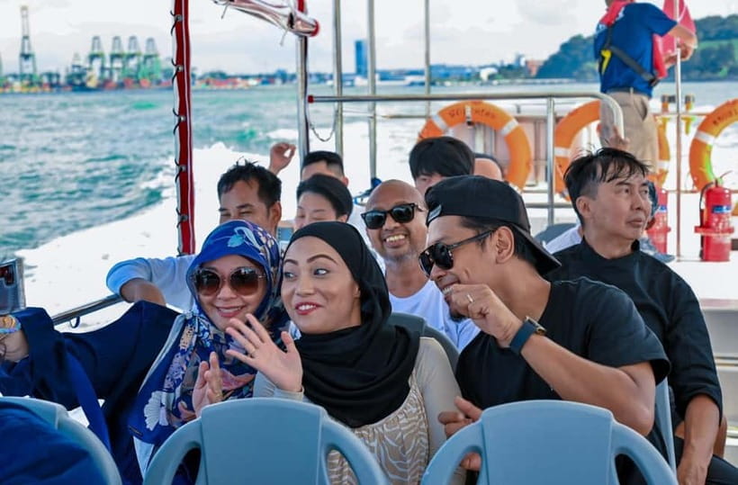Singapore: Albatross Speedboat Adventures Ticket - Why this speedboat feels different from a standard harbor cruise