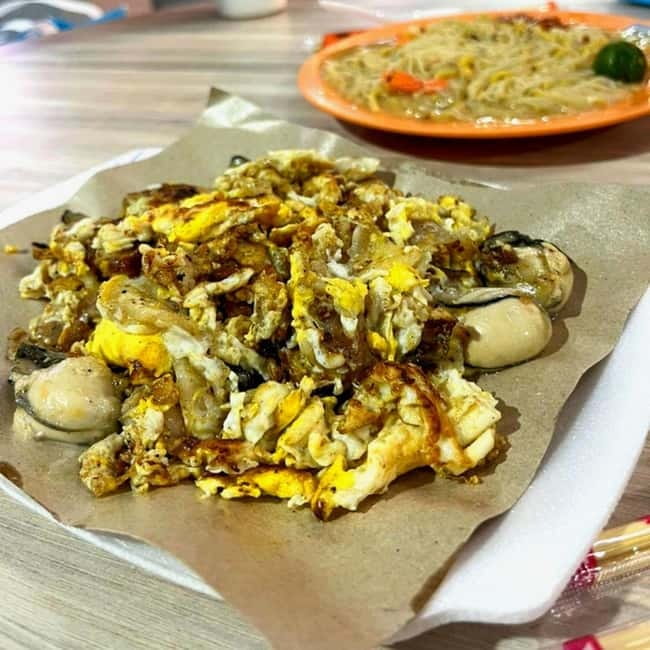 Singapore: Architecture and Food Tour with Tastings - Where the tour actually starts: skyline first, so you get your bearings