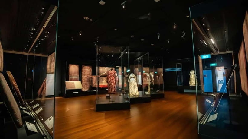 Singapore: Asian Civilisations Museum E-Ticket - Southeast Asia gallery: Thai ceramics and Indonesian woodcarving