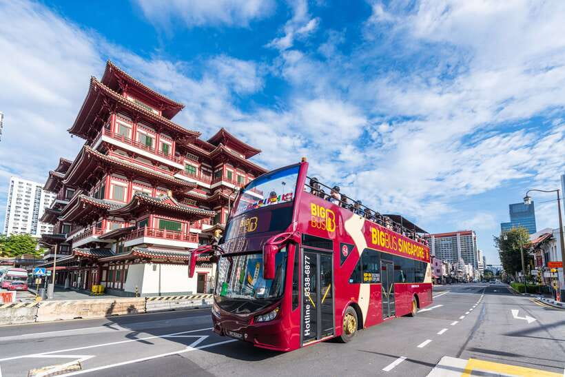 Singapore: Big Bus Hop-On Hop-Off Tour by Open-Top Bus - Starting Point at Suntec City: how the day really begins