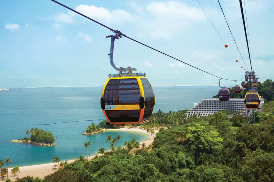 Singapore: Cable Car Skypass + Madame Tussauds Singapore - Madame Tussauds Singapore: where the photos feel built-in