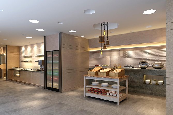 Singapore Changi Airport Plaza Premium Lounge at Terminal 1 - Crowding, Noise, and Seating: Plan Like You’ve Been Through It
