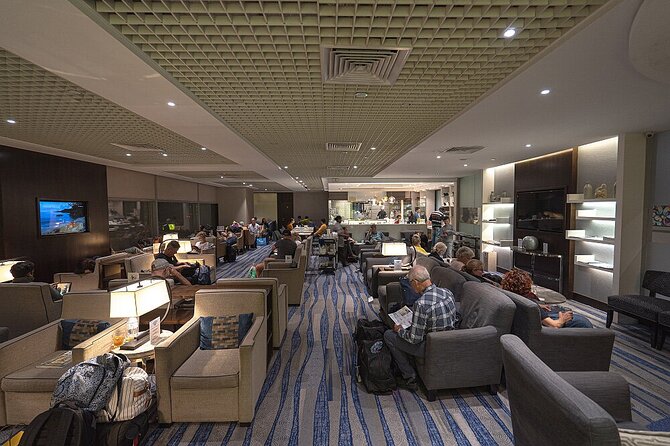 Singapore Changi Airport (SIN) T1/T2/T3/T4 VIP Lounge Access - The 2–6 hour pass and what “time” feels like