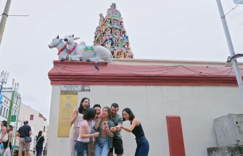 Singapore: Chinatown Food Tour with 6 Tastings - Quick Practical Tips for Hot, Humid Chinatown